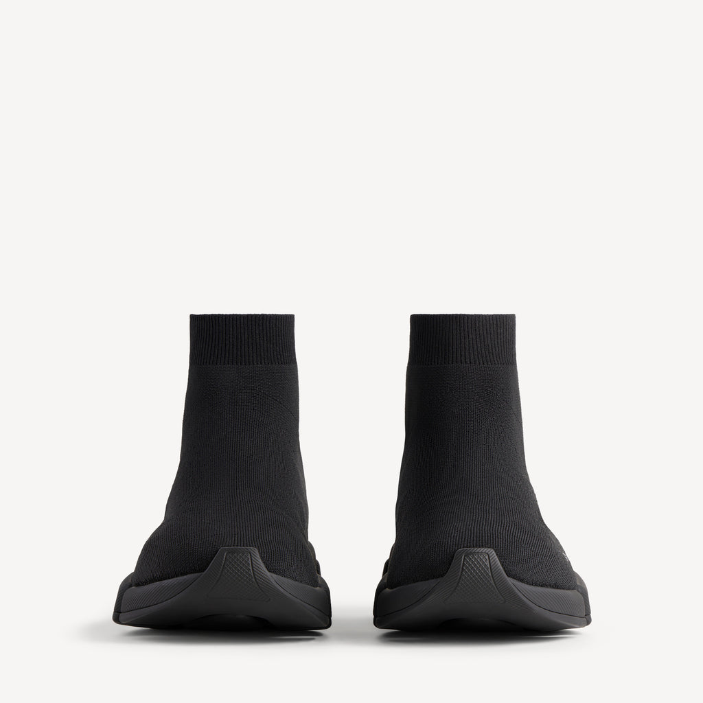 B Balenciaga Speed 2.0 Sneaker in black.